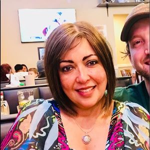 Meet your Posher, Mirena